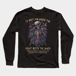 Graphic Vintage The Spirit Meets The Bones Gifts Men Long Sleeve T-Shirt